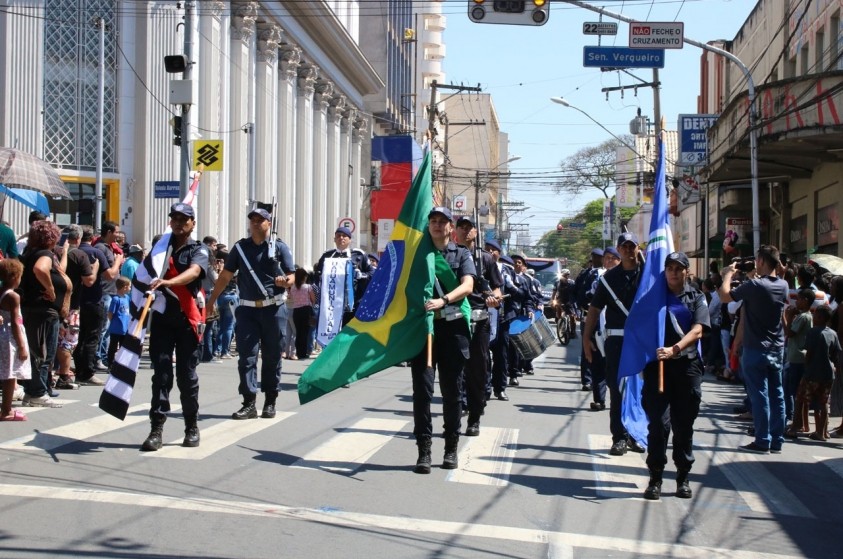 Desfile de 7 de setembro em Limeira reúne público de 10 mil pessoas