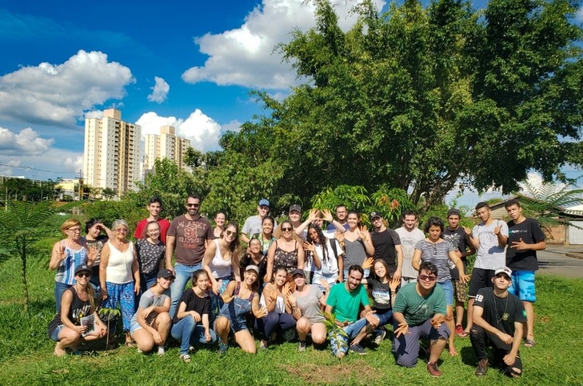 Estudantes lançam projeto ambiental para plantio de árvores em Limeira