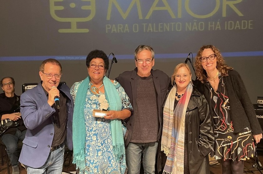 Rô Venancio conquista título de Voz Maior 2022