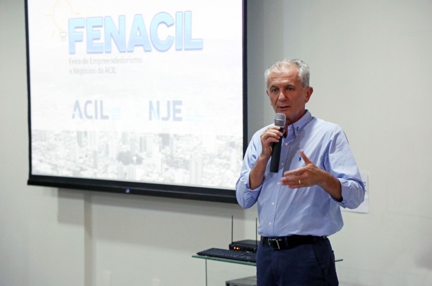 Prefeito participa do lançamento da Fenacil
