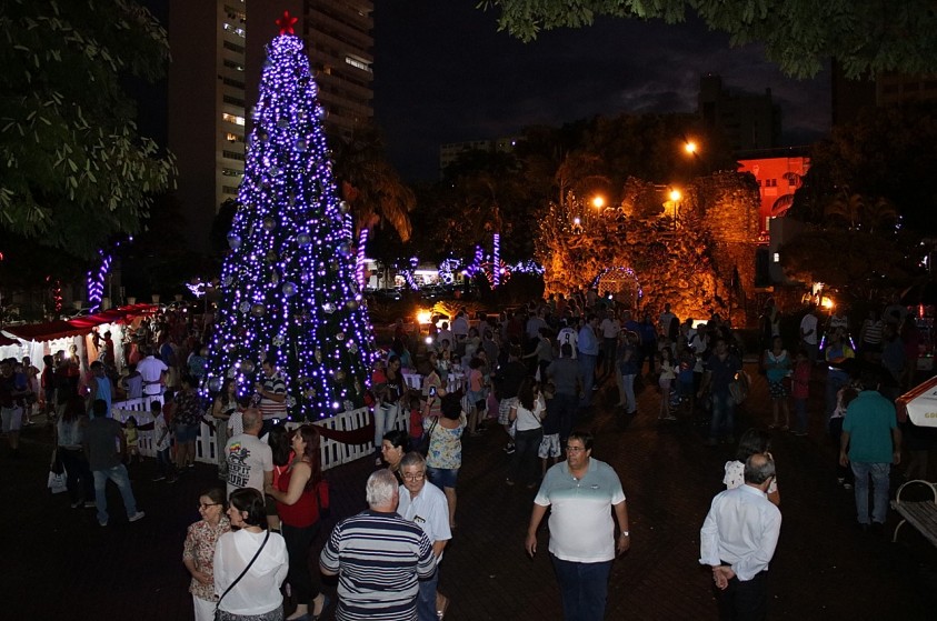 Prestigie as atrações de Natal no centro de Limeira