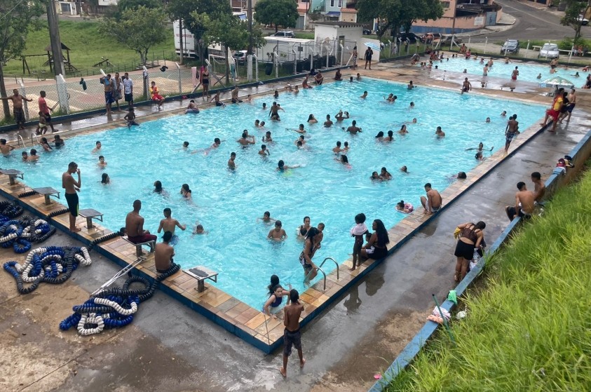 8,5 mil já usaram piscinas públicas em ação do Esporte