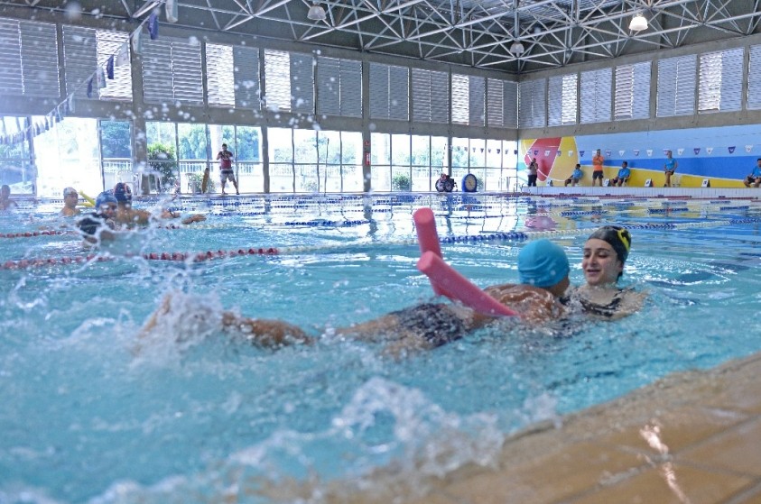 Provas de natação são realizadas na tarde de hoje (14)