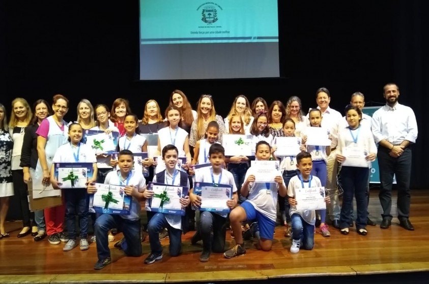 Olimpíada da Matemática premia escolas campeãs