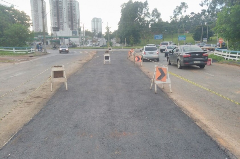Prefeitura realiza obras no entroncamento do Anel Viário com a Limeira-Cordeirópolis