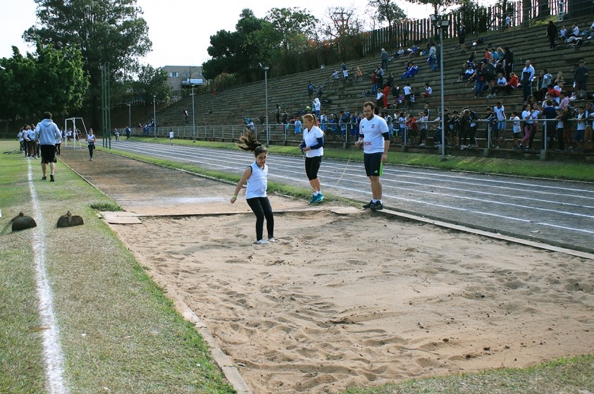 Provas de atletismo dão início aos Jogos Escolares 2019