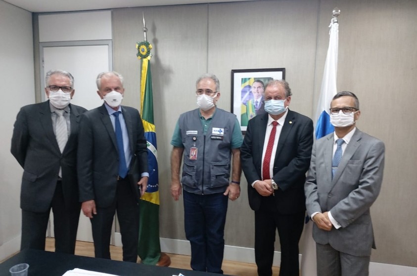 Prefeito vai a Brasília buscar alternativas no enfrentamento à pandemia