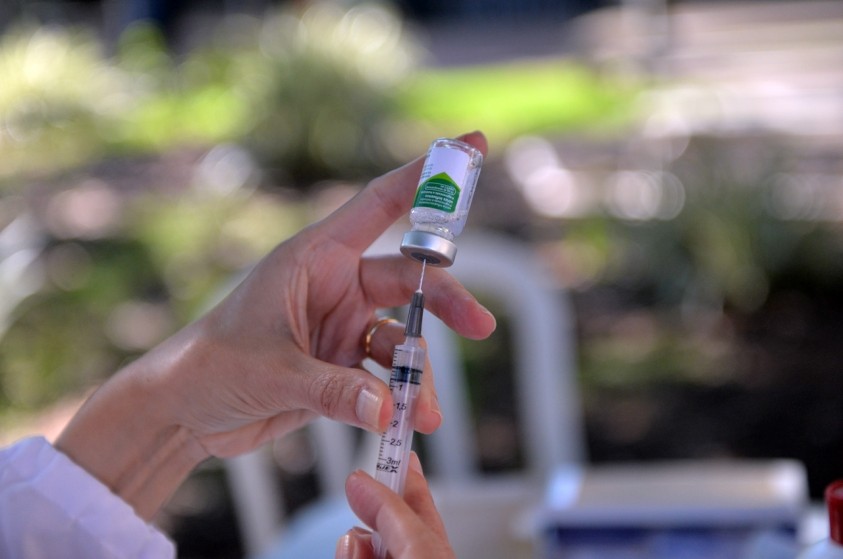 Campanha contra gripe segue na segunda-feira (13) em 8 pontos de vacinação