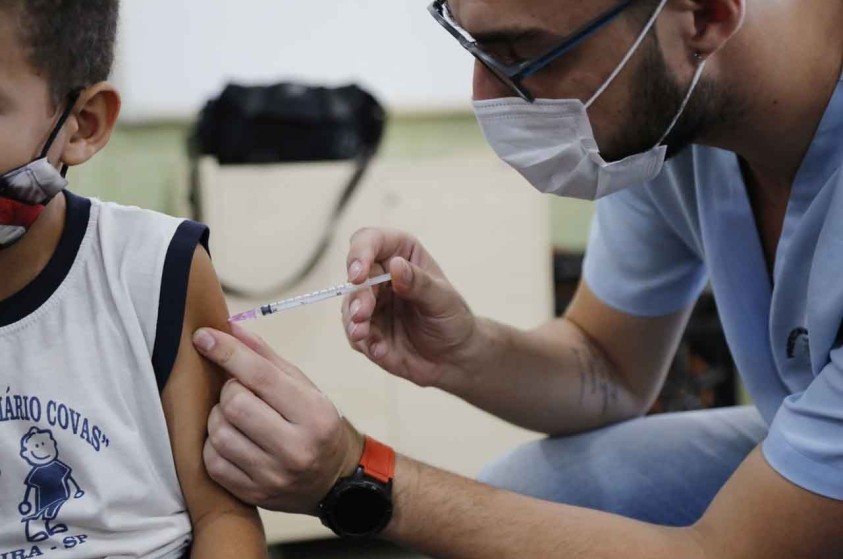 Saúde orienta sobre vacinação da Covid-19 em crianças maiores de 5 anos