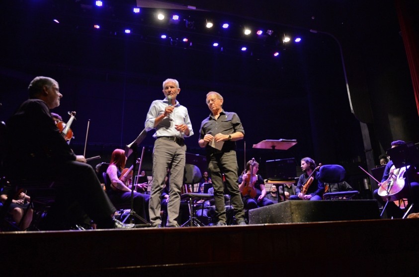 Mario Botion prestigia apresentação da Orquestra no Teatro