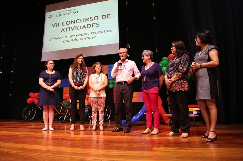 Vencedores do concurso sobre Erradicação do Trabalho Infantil são premiados