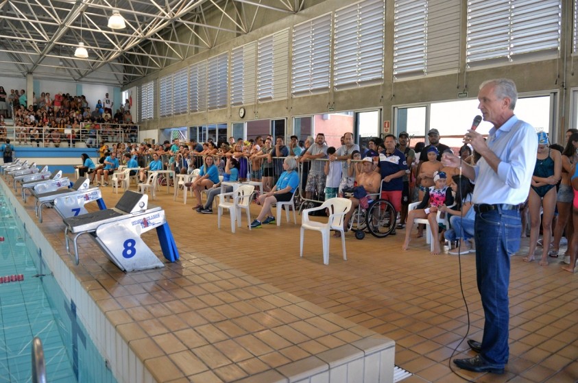 Festival e Torneio de Natação tem a participação de mais de 500 nadadores