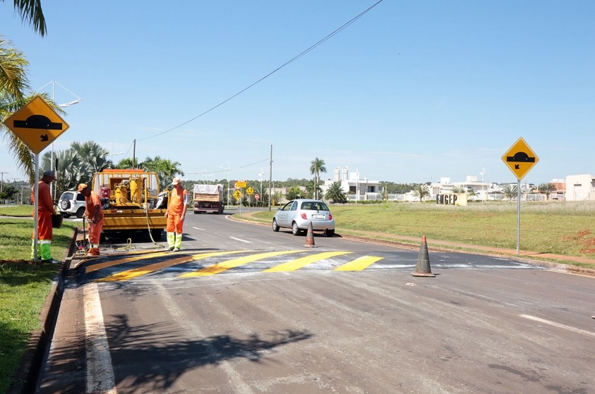 Rodovia Limeira-Cordeirópolis recebe novas placas de sinalização
