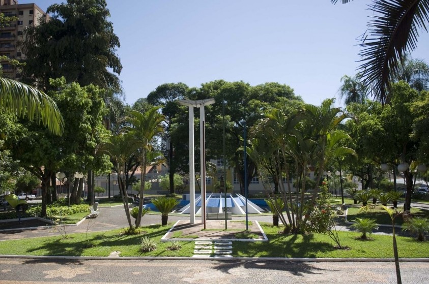 Prefeitura irá revitalizar Praça Dr. Luciano Esteves