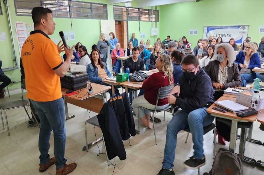 Defesa Civil de Limeira apresenta plano de contingência a escolas estaduais
