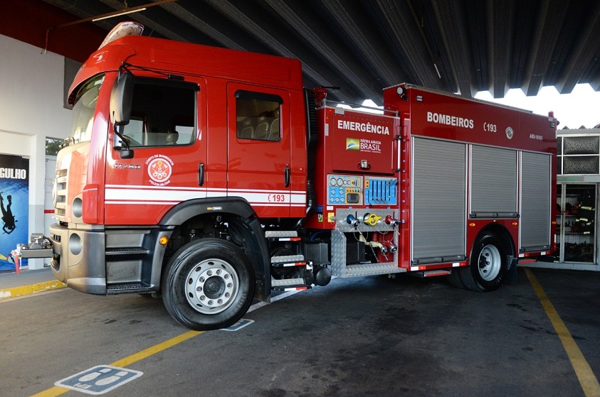 Corpo de Bombeiros de Limeira recebe nova viatura de combate a incêndio